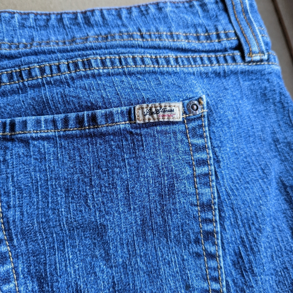 Retro Y2K Levi's Jean Shorts